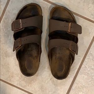 Kid’s Birkenstocks Brown